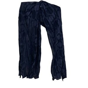 Lole Lightweight Blue Patterned Button Scarf